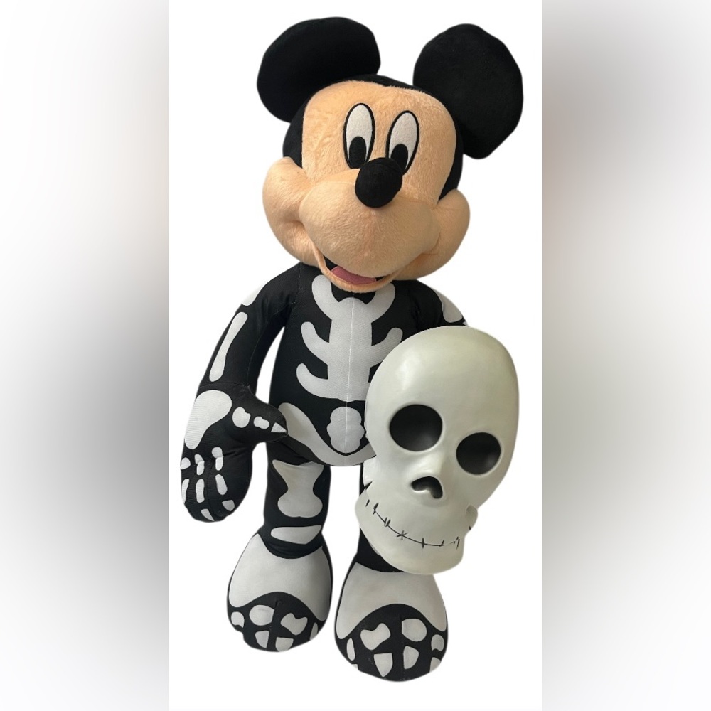 🖤 Disney Mickey Mouse Black & White Skeleton Door Greeter